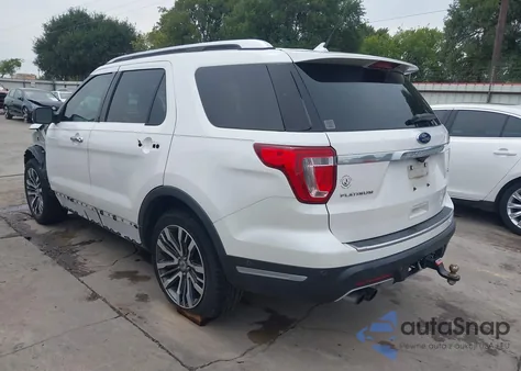 2018 Ford Explorer Platinum z USA, uszkodzony, nr VIN 1FM5K8HT0JGC96204